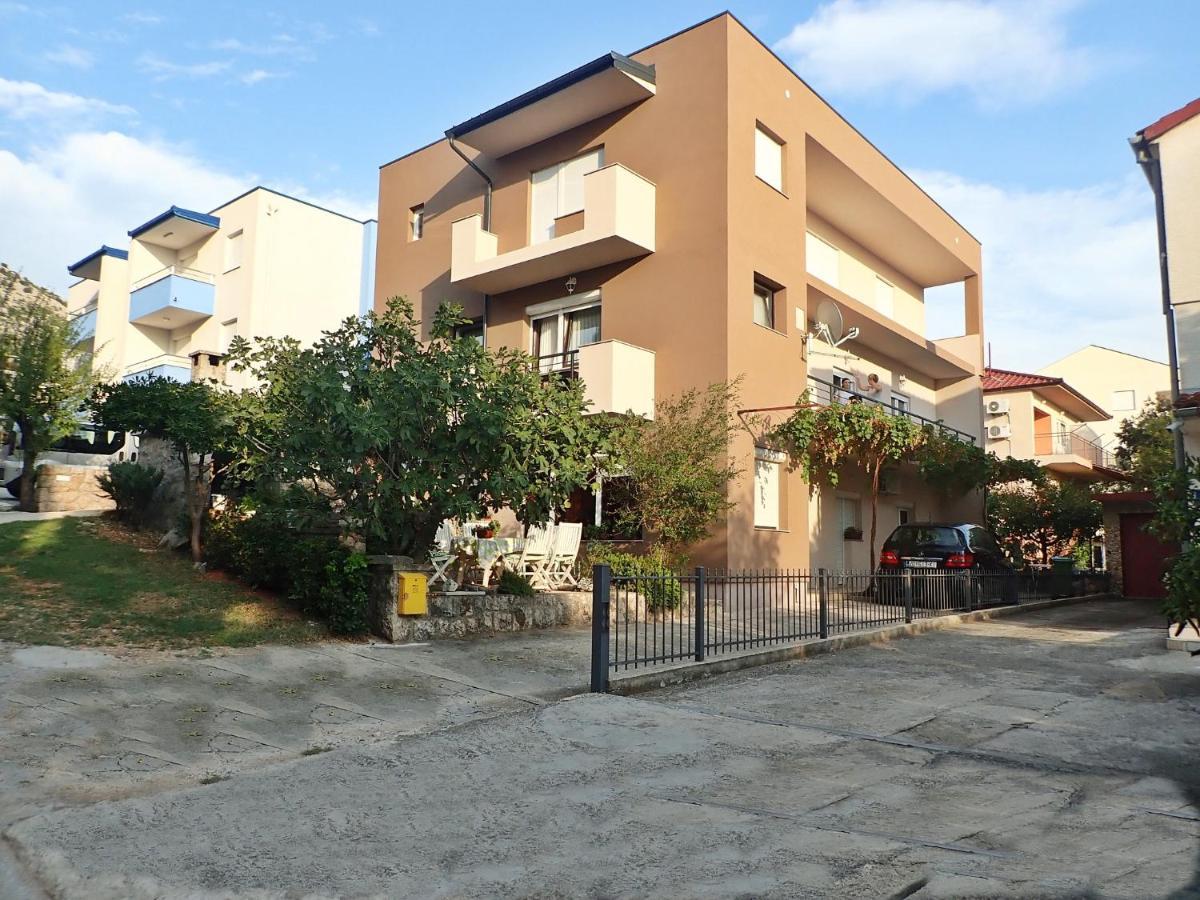 Apartments Troselj Starigrad Paklenica Exterior foto