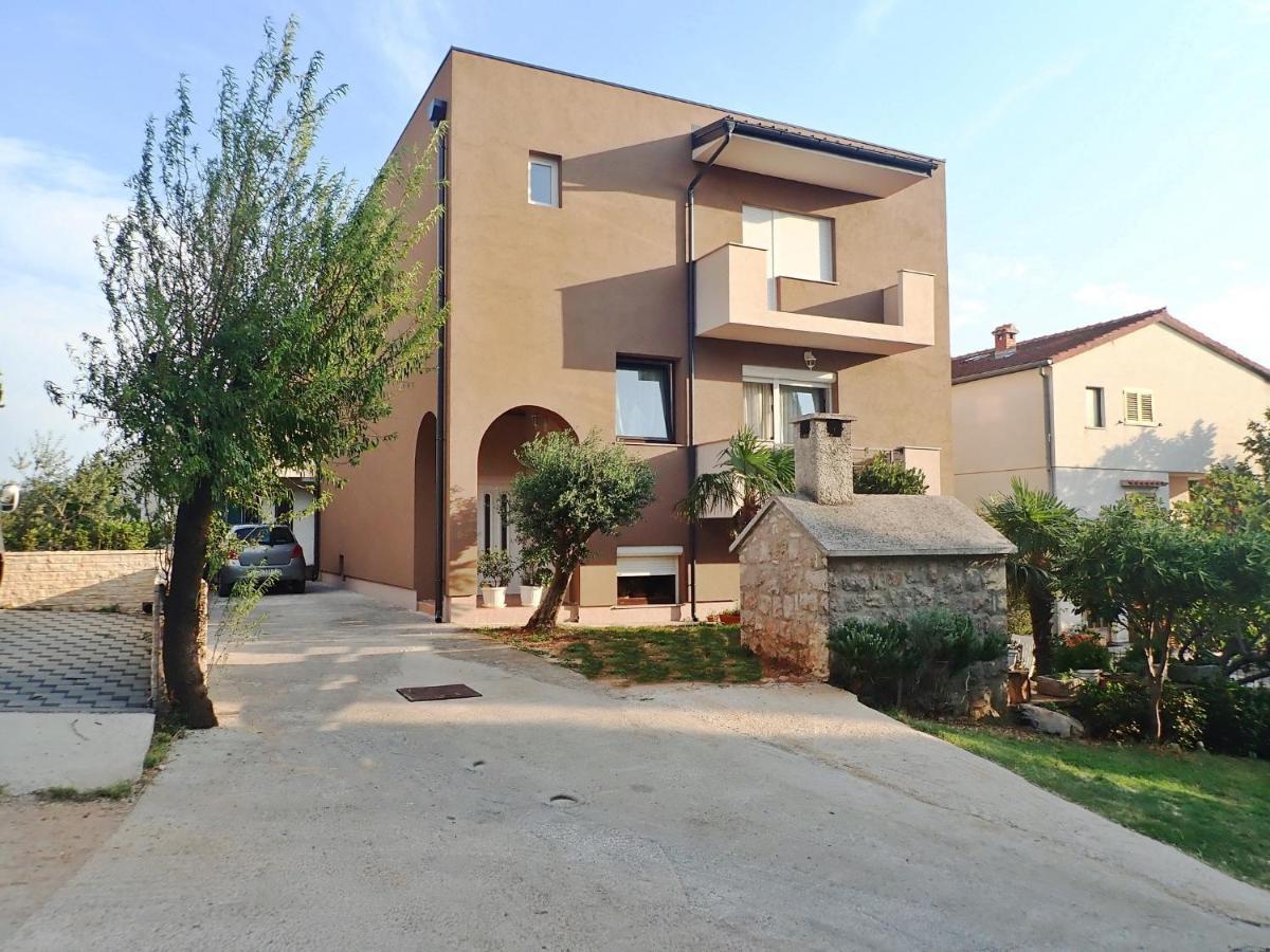 Apartments Troselj Starigrad Paklenica Exterior foto