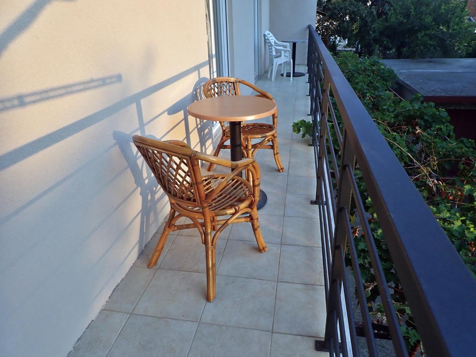 Apartments Troselj Starigrad Paklenica Zimmer foto