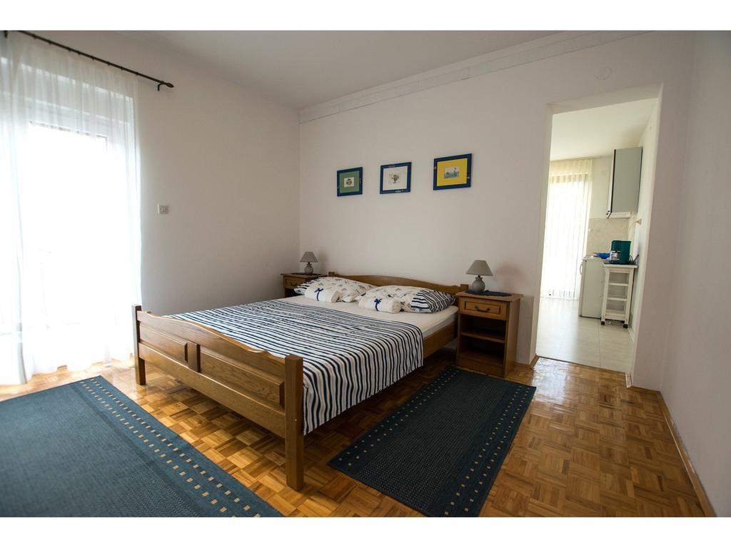Apartments Troselj Starigrad Paklenica Exterior foto